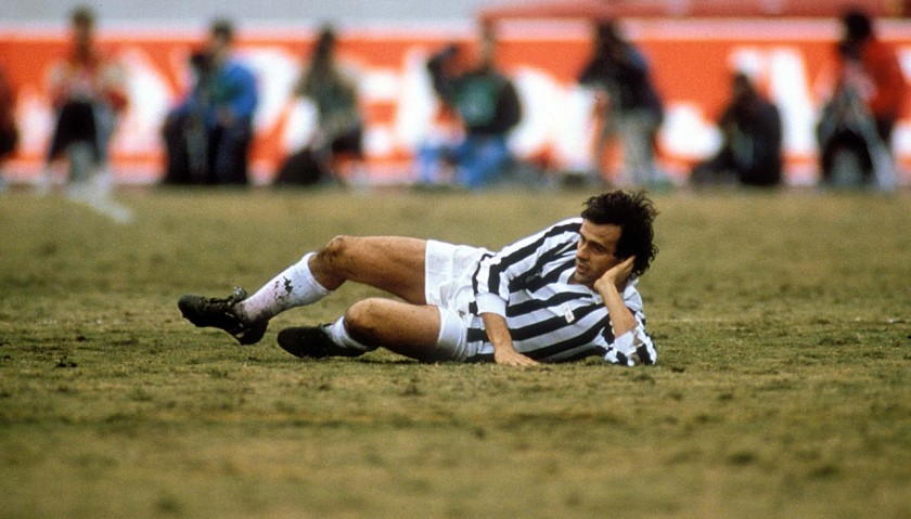 Signed Official 1985/86 Platini Juventus Shirt