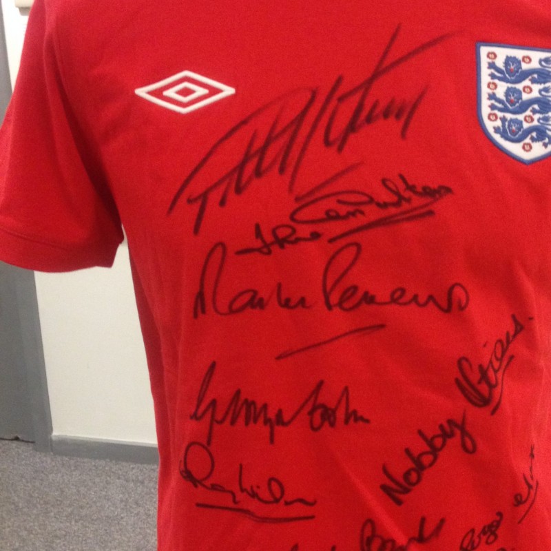 1966 Shirt Signed by 9 of the World Cup Winning Team