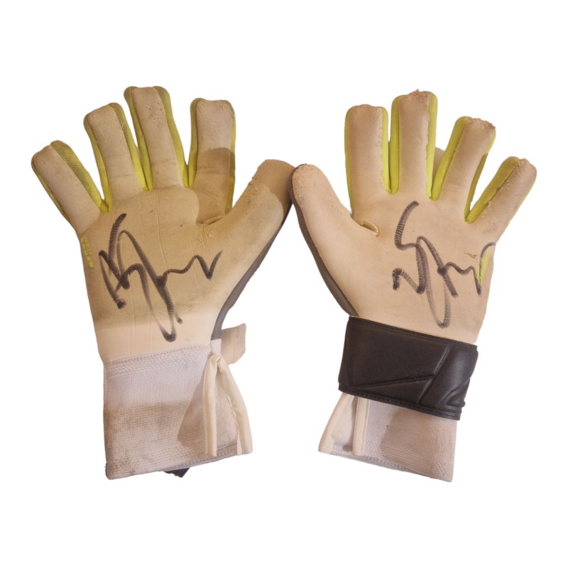 Mary Earps' Manchester United Signed Match Worn Gloves