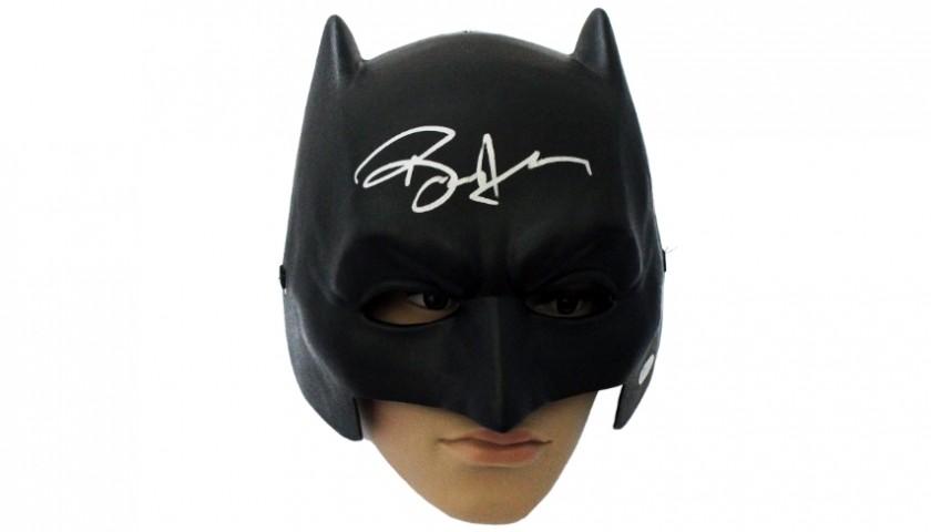 "Batman vs Superman: Dawn of Justice" - Batman Mask Signed by Ben Affleck