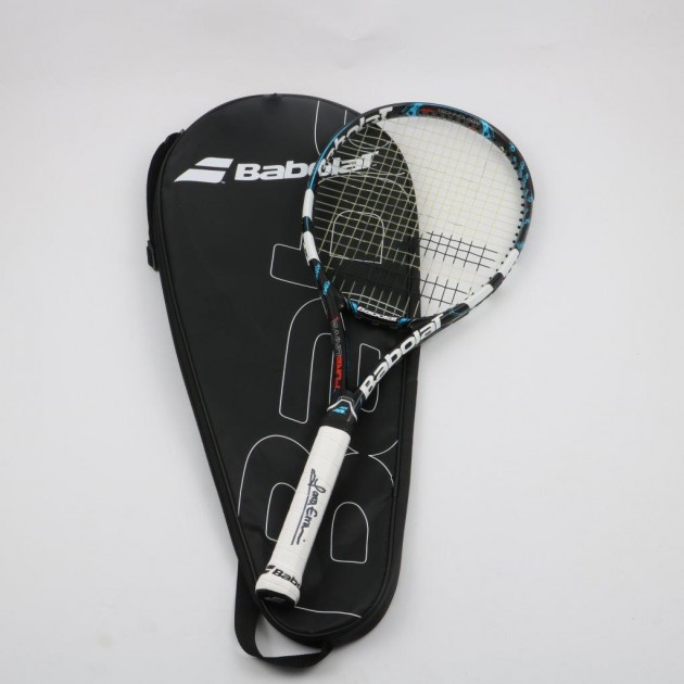 Racket used by Sara Errani - signed