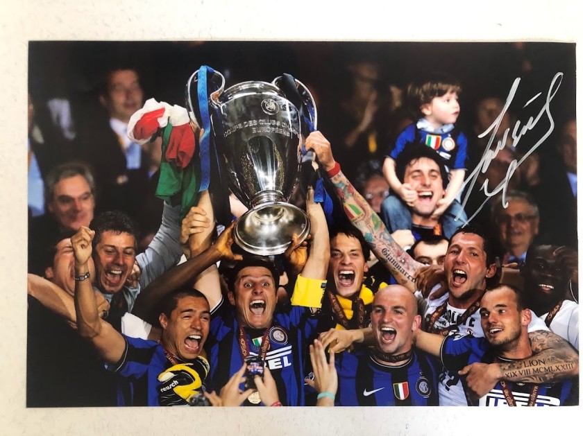 Photograph Signed by Javier Zanetti