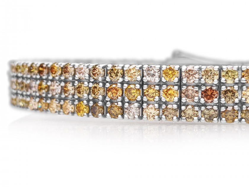 Fancy Yellow Diamond Bracelet Crafted in 18 Karat Yellow Gold – M&V Vanguard