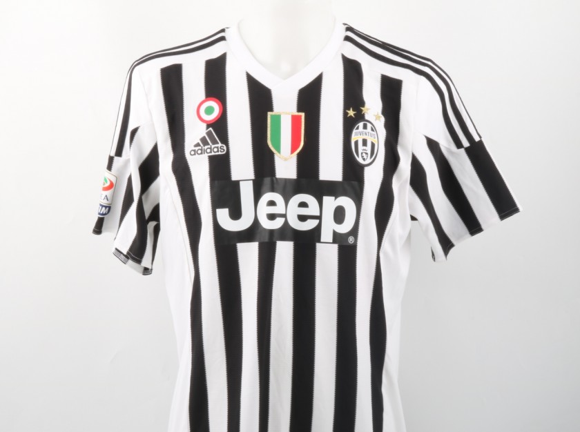 Pogba Official Juventus Shirt, 2015/16 - Signed by the players