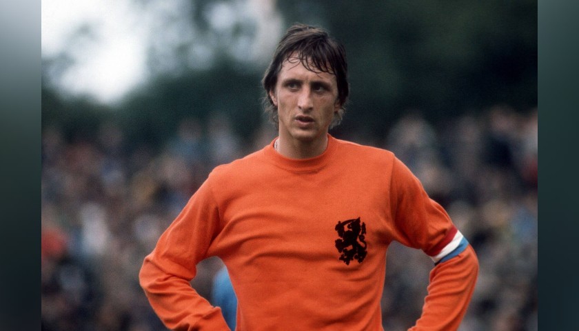 Holland Retro Shirt, 1974 - Signed by Johan Cruyff