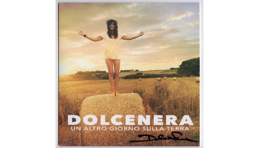 LP 'Un altro giorno sulla terra' autografato da Dolcenera