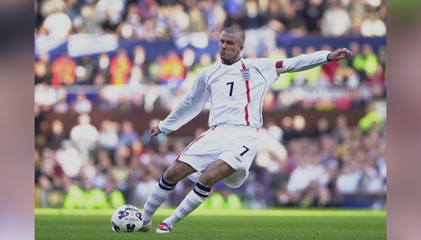 Beckham's Official England Signed Shirt, 2001/03