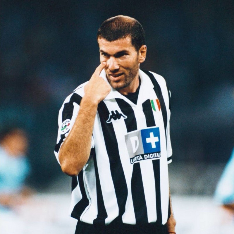 Zidane's Juventus Match-Issued Shirt, 1998/99
