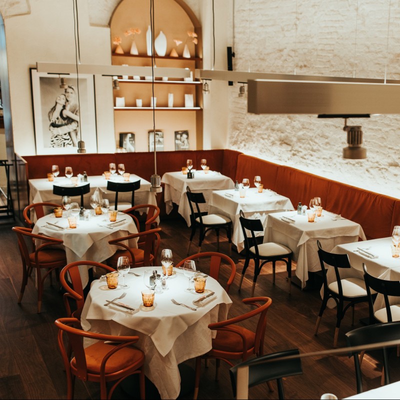 Cena per quattro persone presso il ristorante Casa Fiori Chiari a Milano