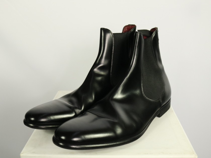 Custom made Dolce&Gabbana Chelsea boots worn by Tiziano Ferro on Tour