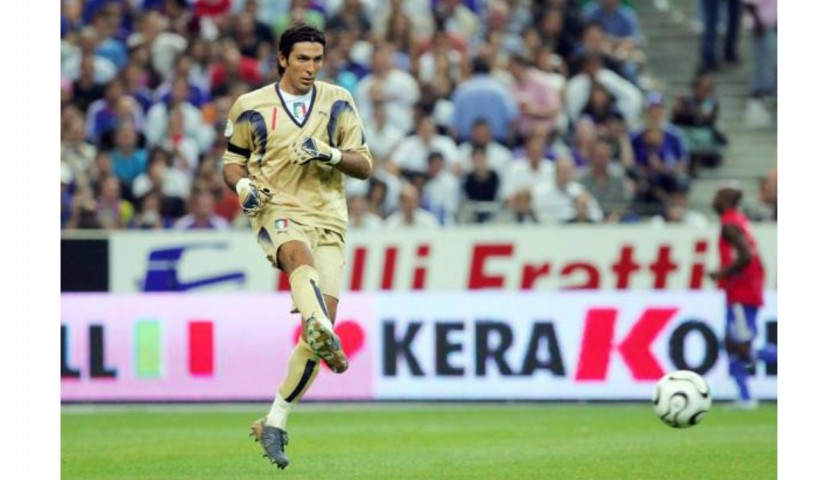 Italy 2006 Goalkeeper Buffon Golden Jersey - World Cup Winners