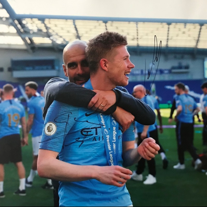Signed Picture of Manchester City's Kevin De Bruyne and Pep Guardiola at Brighton