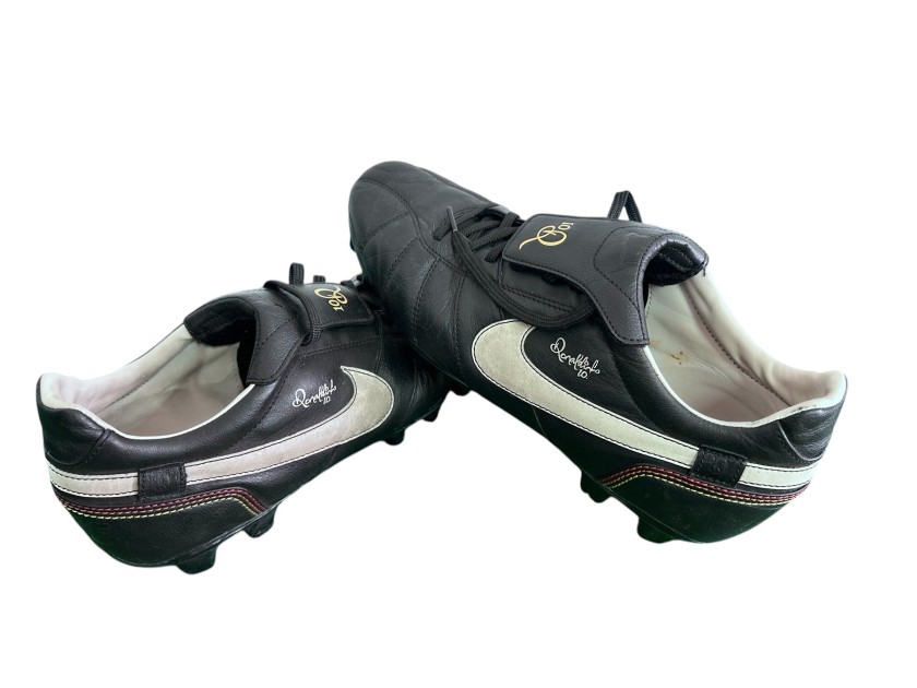 Ronaldinho's Limited Edition Unwashed Nike Tiempo Shoes