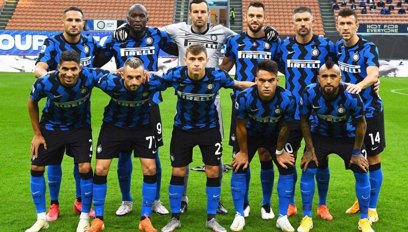 Official Inter Football, 2020/21 - Signed by the Squad