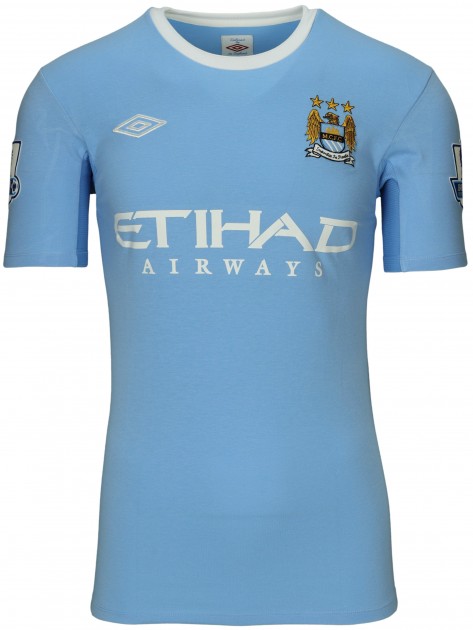 Man city best sale kit 2010