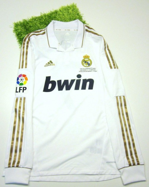 Real Madrid match worn / issued shirt, Spanish Super cup vs Barcelona,  Cristiano Ronaldo - CharityStars