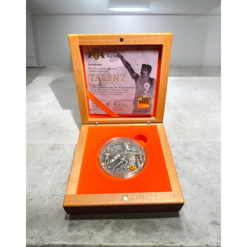 Robert Lewandowski Silver Coin - Limited Edition