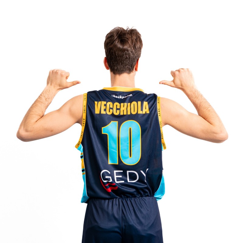 Vecchiola's Kit Vanoli Cremona vs Varese Basket 2024 - Worn and autographed
