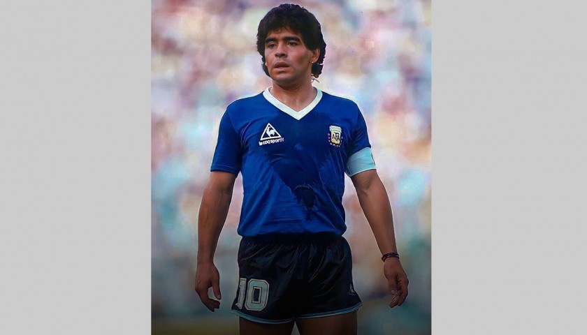 Maglia celebrativa da collezione di Diego Armando Maradona