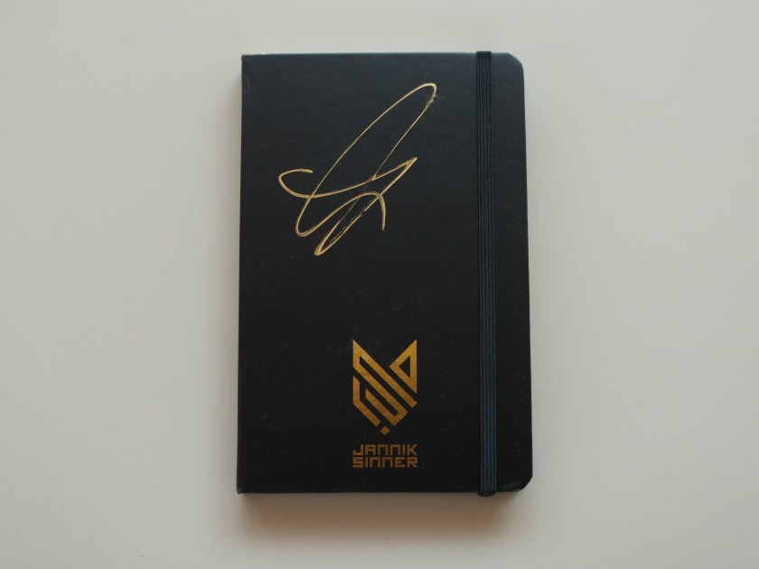 Diary - Autographed by Jannik Sinner