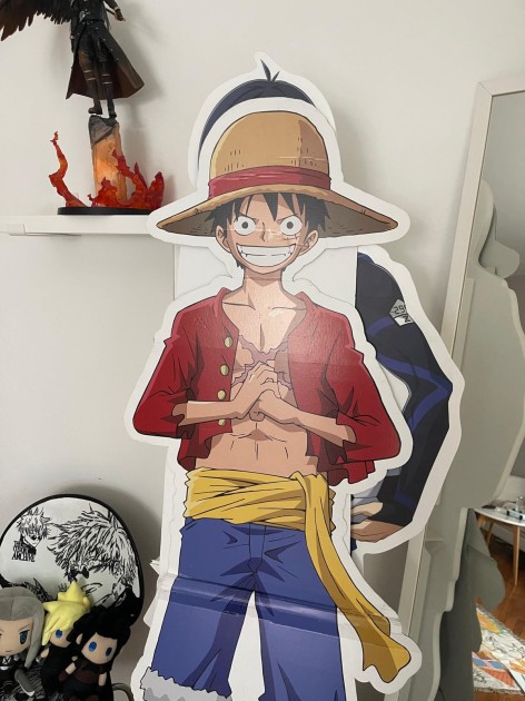 Cardboard Luffy - Signed by Voghelita