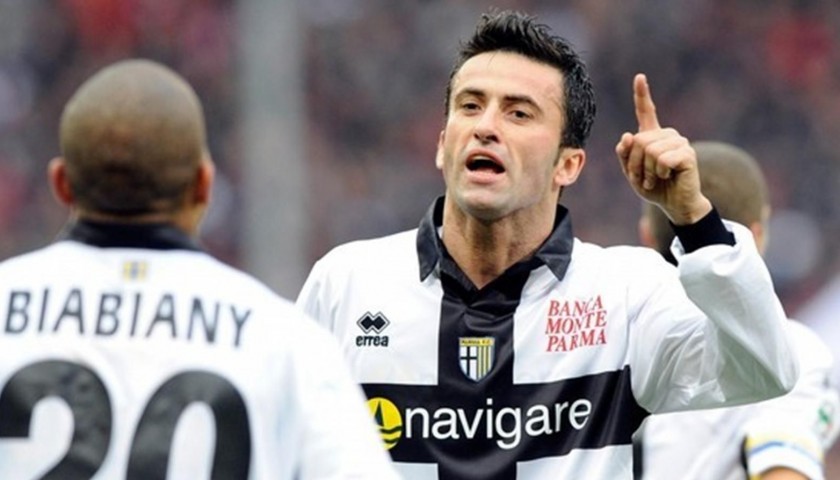 Panucci's Parma Signed Match Shirt, 2009/10 