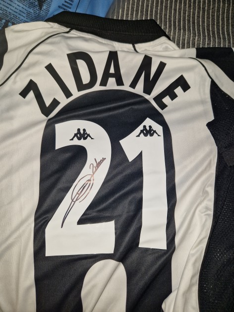 zidane signed shirt