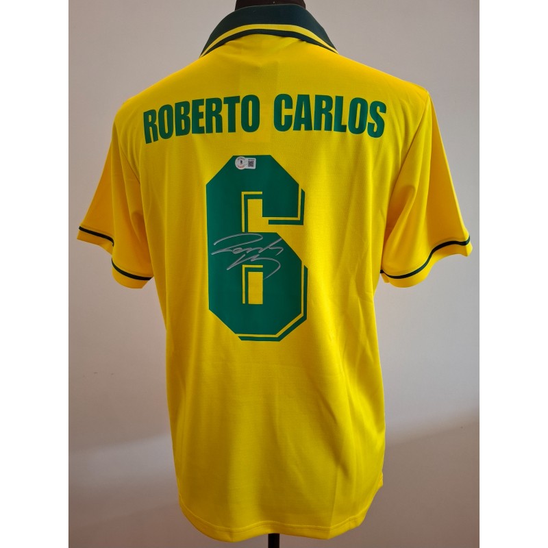 Replica della maglia del Brasile firmata da Roberto Carlos