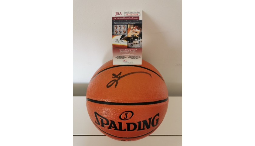 NBA Ball Signed by Allen Iverson, Philadelphia 76ers