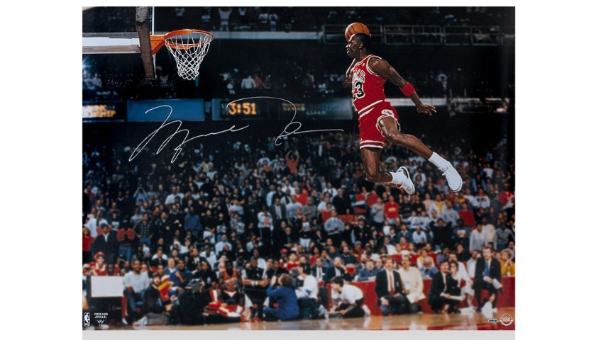 Michael Jordan, Signed Photo Chicago Bulls