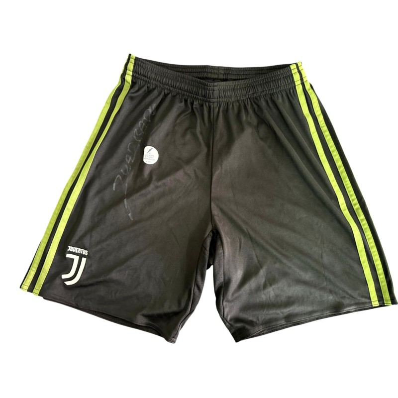 Pantaloncini Ufficiali Cuadrado Juventus - Autografati