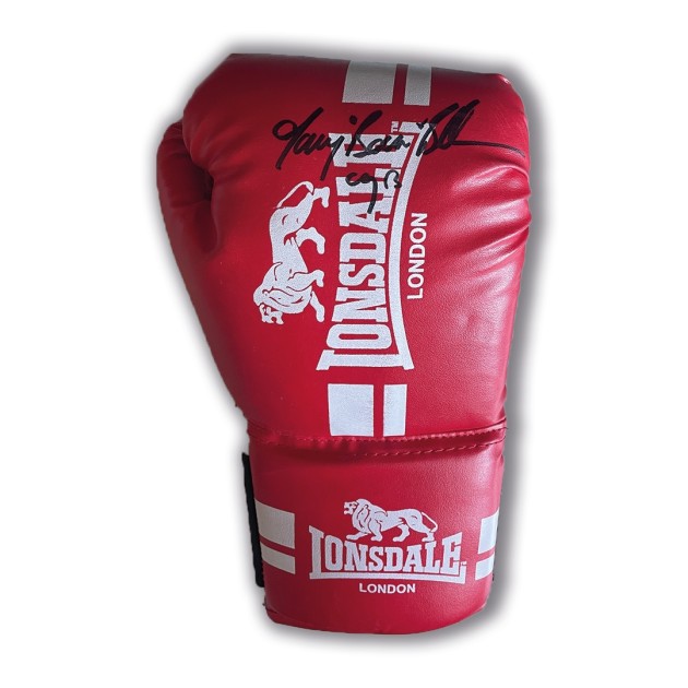 Tony Bellew's Signed Boxing Glove