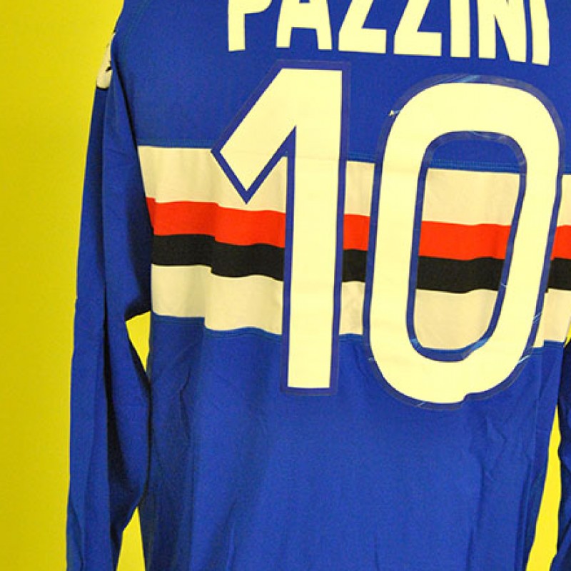 Maglia di Pazzini indossata durante il Campionato 2009/2010