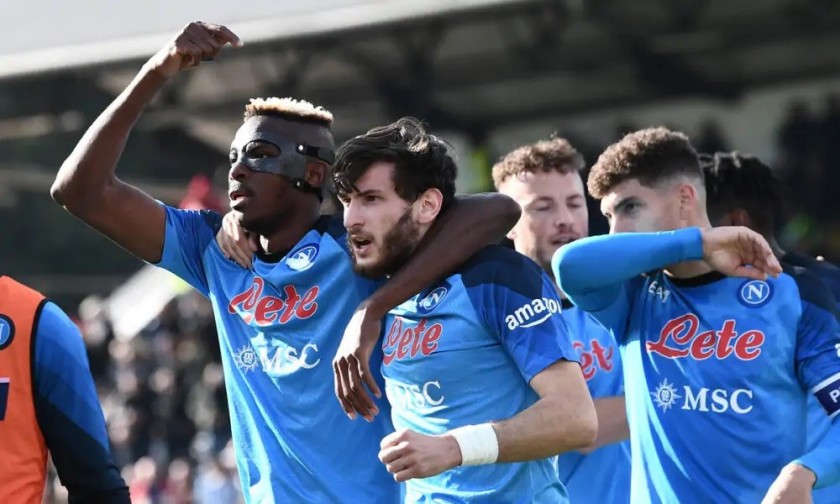 Official Napoli Flag - Signed by the Squad