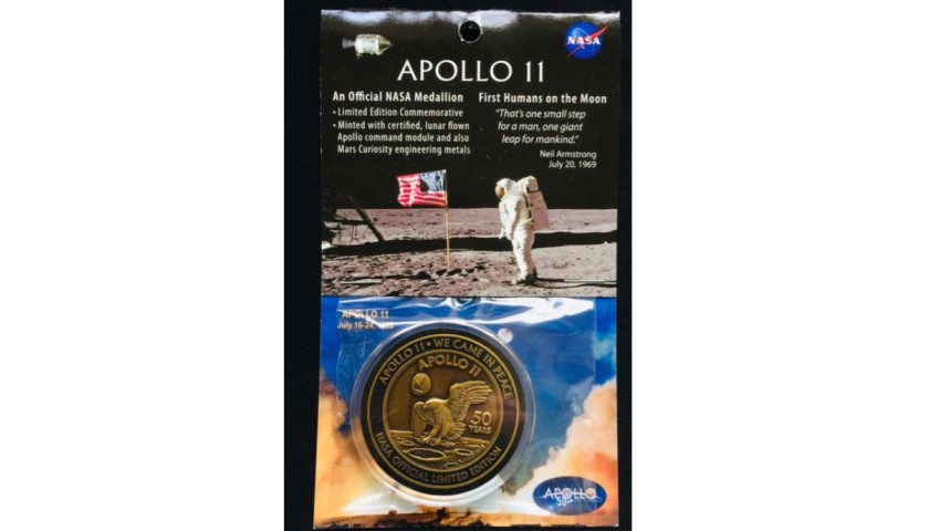 Medaglia dei 40 anni della Missione Apollo 11 con metallo lunare