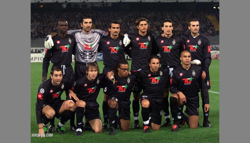 Montero's Juventus Match-Issue/Worn Shirt, 2001/02