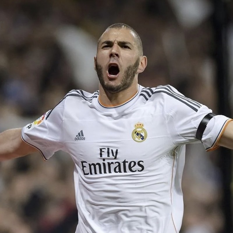 Karim Benzema Signed Official Real Madrid Shirt, 2013/14