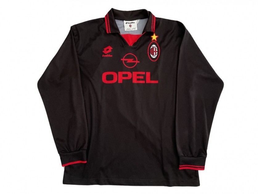 Baggio Official AC 1996/97 Shirt, Milan Signed - CharityStars