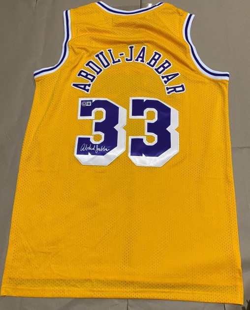 Maglia firmata da Kareem Abdul-Jabbar dei Los Angeles Lakers