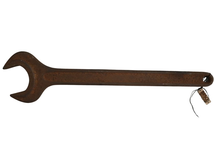 Wrench 70
