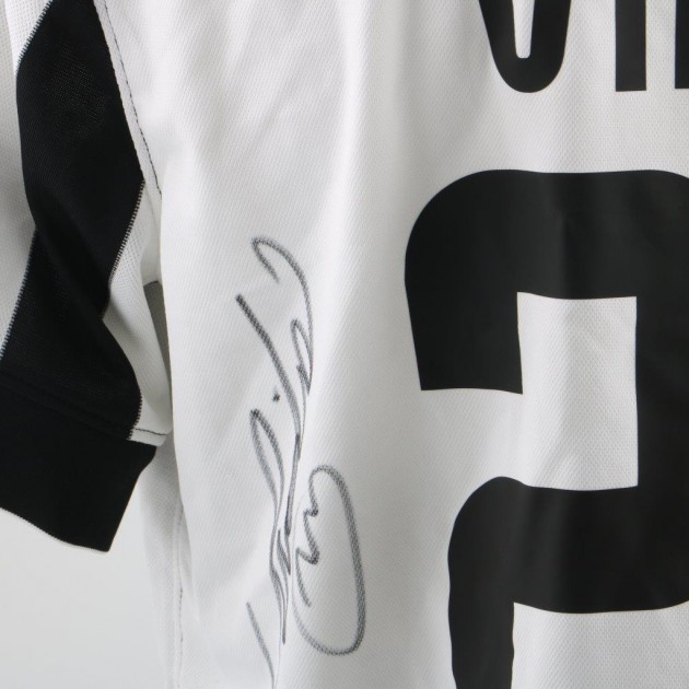 Official Vidal Juventus shirt, Champions League 14/15 - signed -  CharityStars