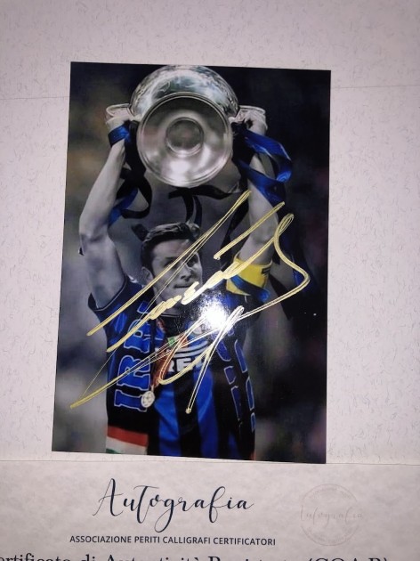 Fotografia autografata da Javier Zanetti