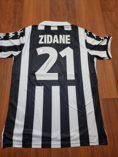 Zinedine Zidane's Juventus 1999 Signed Replica Shirt
