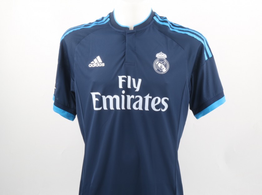 Bale Real Madrid Match Issued/Worn Shirt, Liga 2015/16 - Signed
