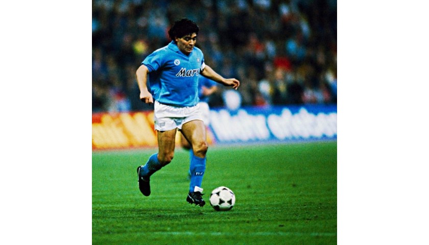 Tango Rosario Retro Football - Signed by Maradona