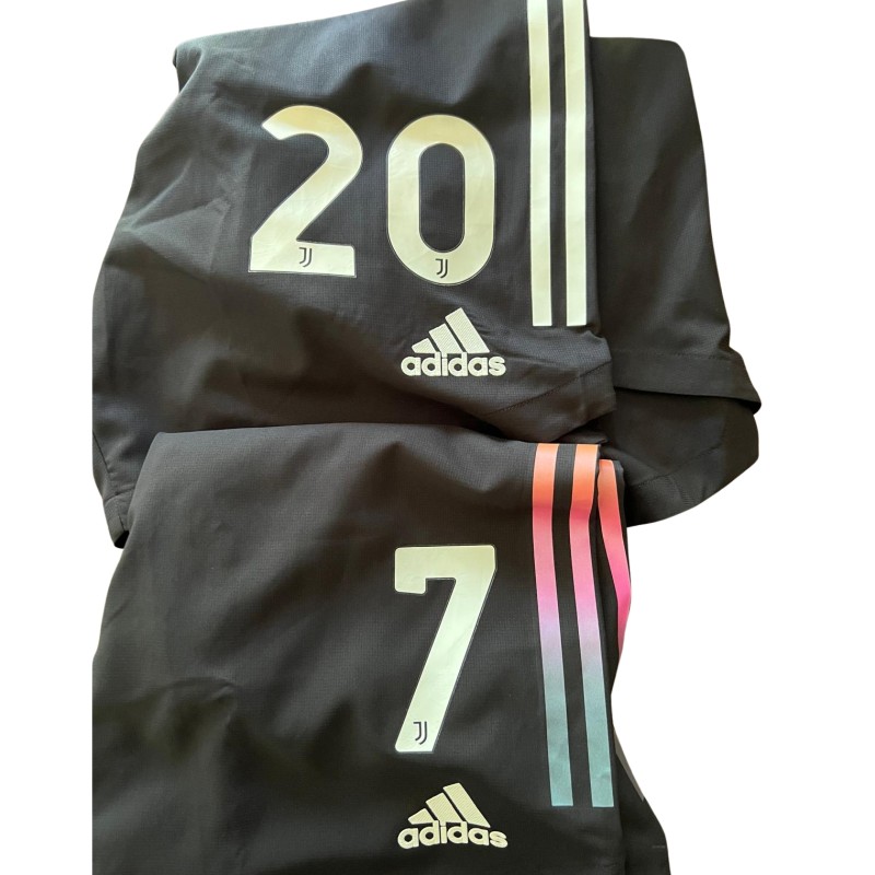 Bernardeschi and Vlahovic's Collection of Two Juventus Match-Issued Shorts