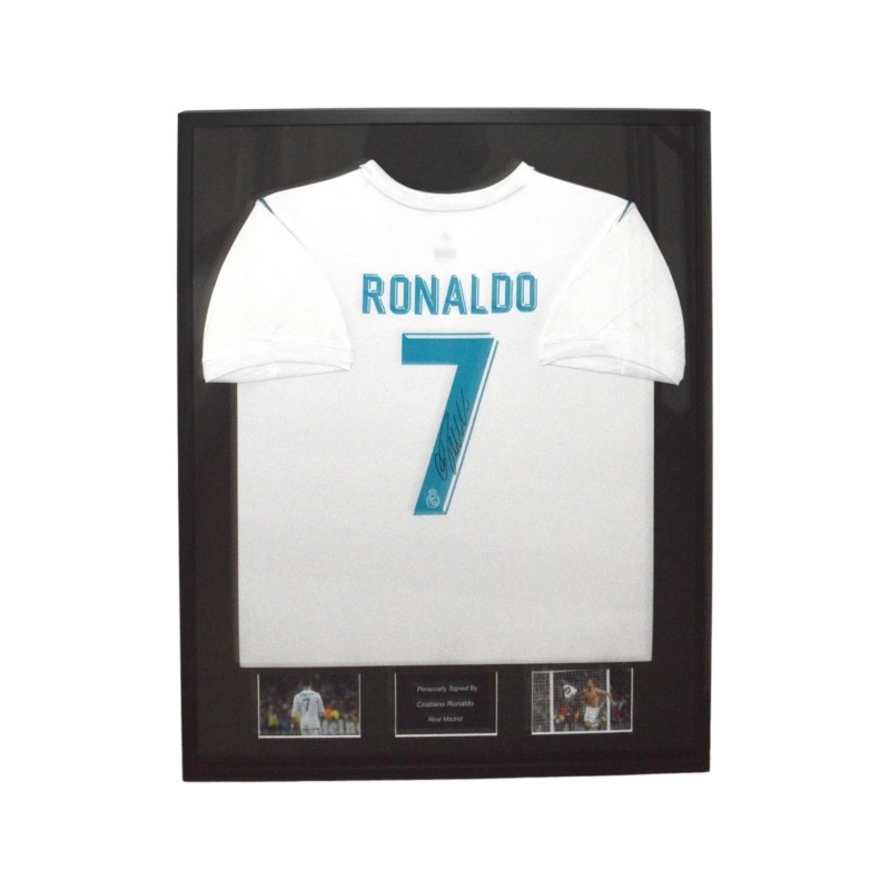 Maglia Real Madrid 2017/18 di Cristiano Ronaldo firmata e incorniciata