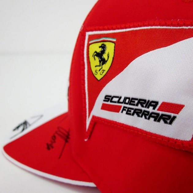 Cappello Ferrari firmato da Alonso - CharityStars