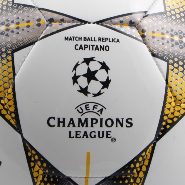 Official Juventus Champions League 14/15 ball - signed by the players