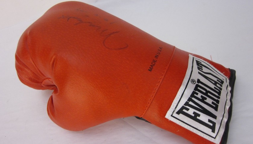 Muhammad Ali Signed Everlast Glove